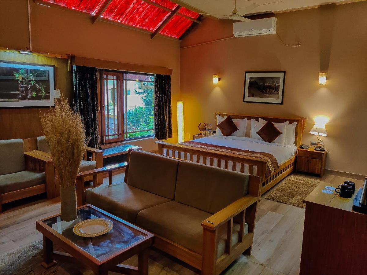 Hotel The Divine Hima Dharamshala Exterior foto