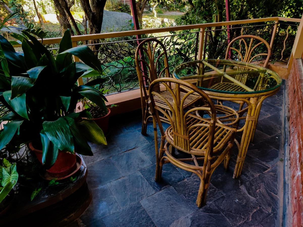 Hotel The Divine Hima Dharamshala Exterior foto
