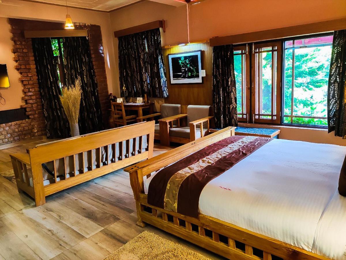 Hotel The Divine Hima Dharamshala Exterior foto
